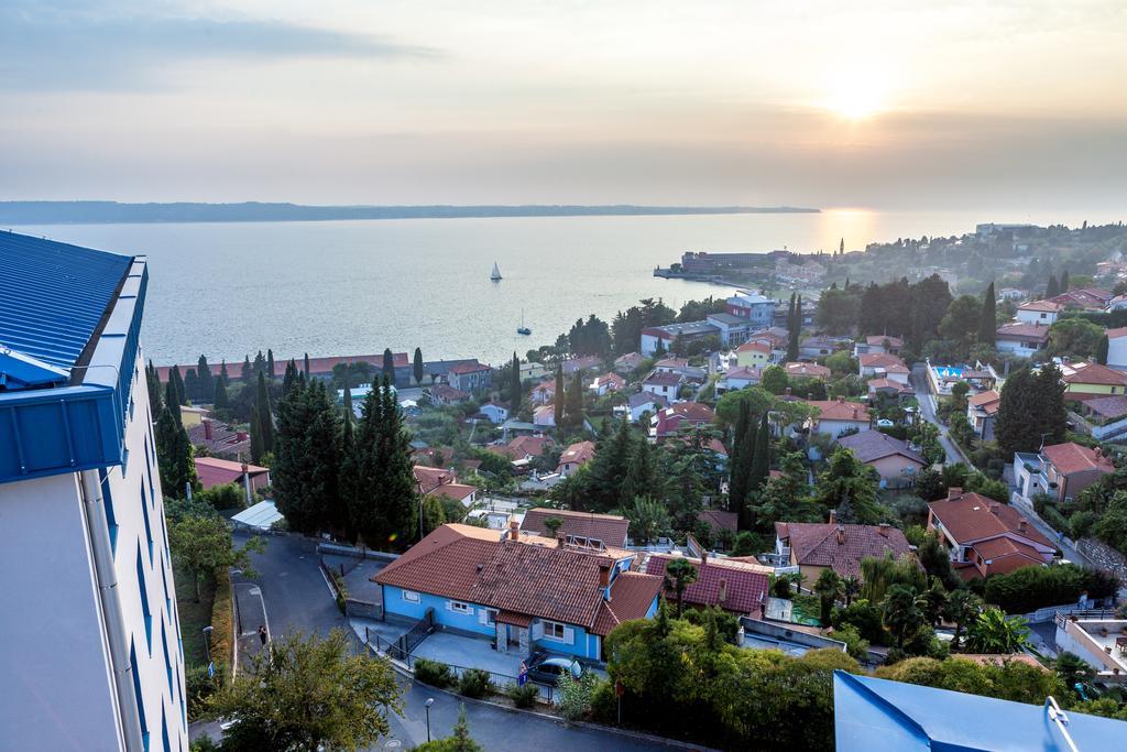 Dijaski Dom Portoroz, Hostel Portorož Exterior foto